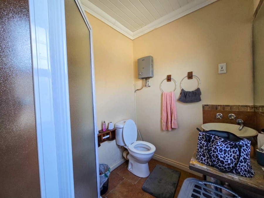 2 Bedroom Property for Sale in Stilbaai Wes Western Cape
